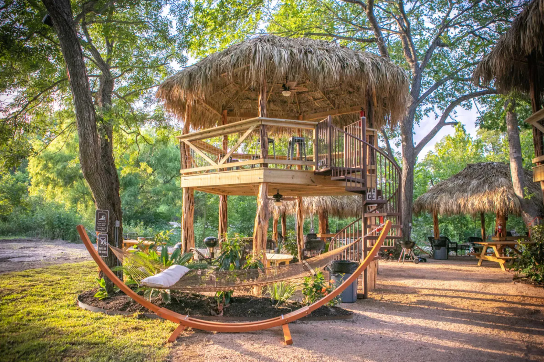 1-2 Story Sponsor Cabanas
